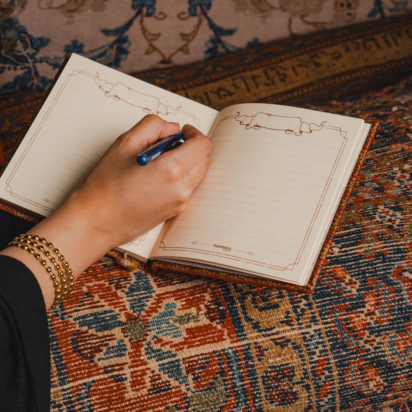 دفتر ما وراء الحدود | دفتر ملاحظات عتيق متجر أنس للكتب
